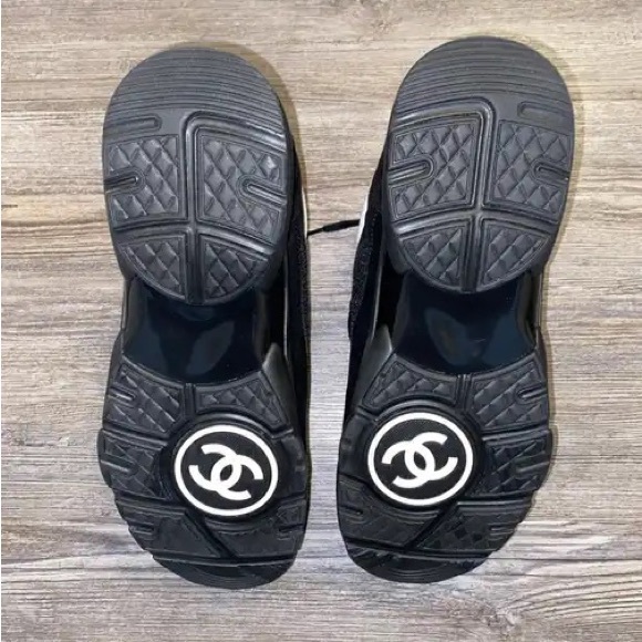 Chanel Trainer - Picture 3 of 5